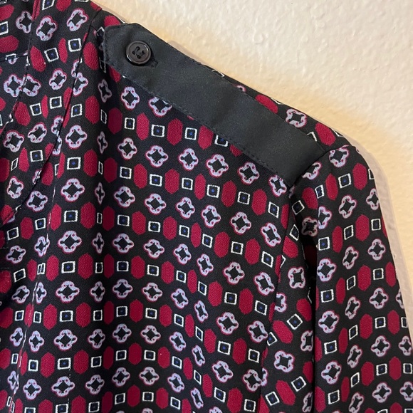 Antilia Femme Black and Red Geometric Blouse Sophisticated Timeless Size L - Picture 4 of 5